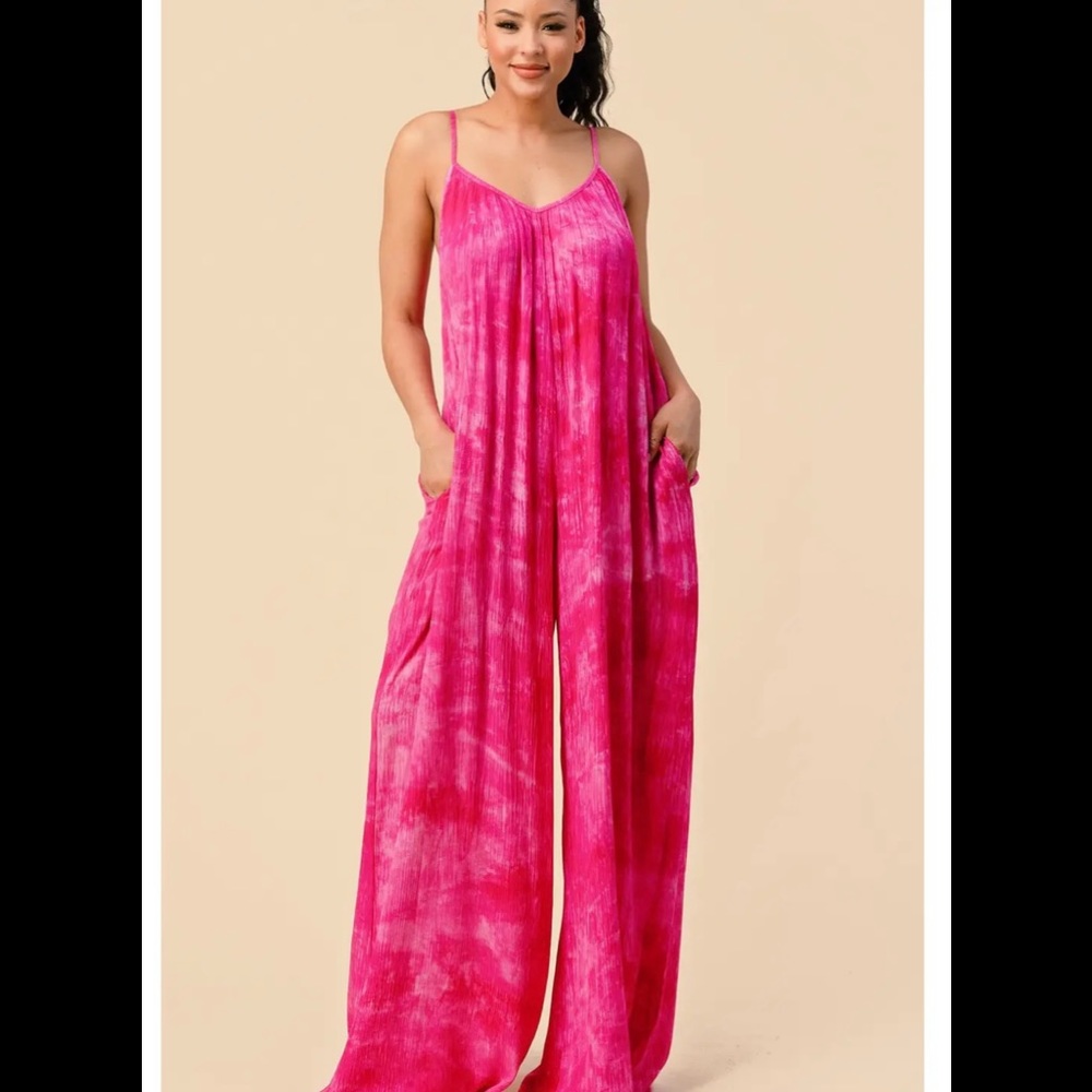 TIE DYE CAMI STRAP JUMPSUIT WITH POCKETS